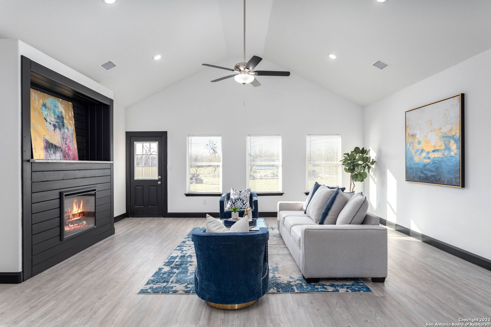 341 Las Palomas Drive Lytle TX 78052