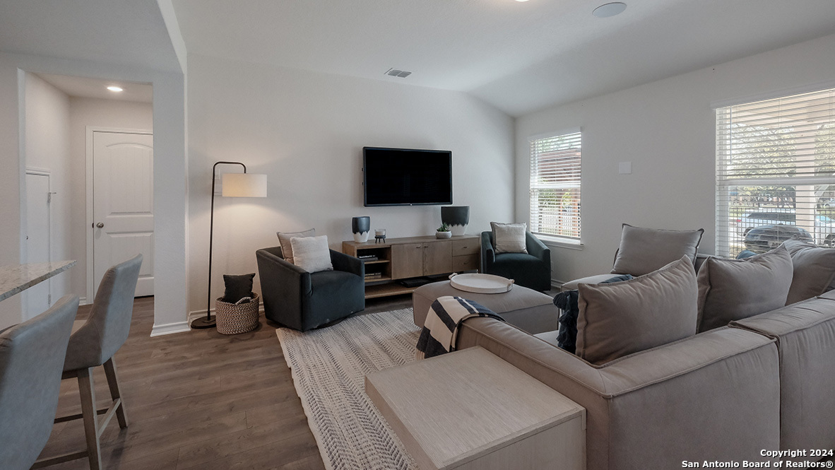 144 Heron Reef San Antonio TX 78253