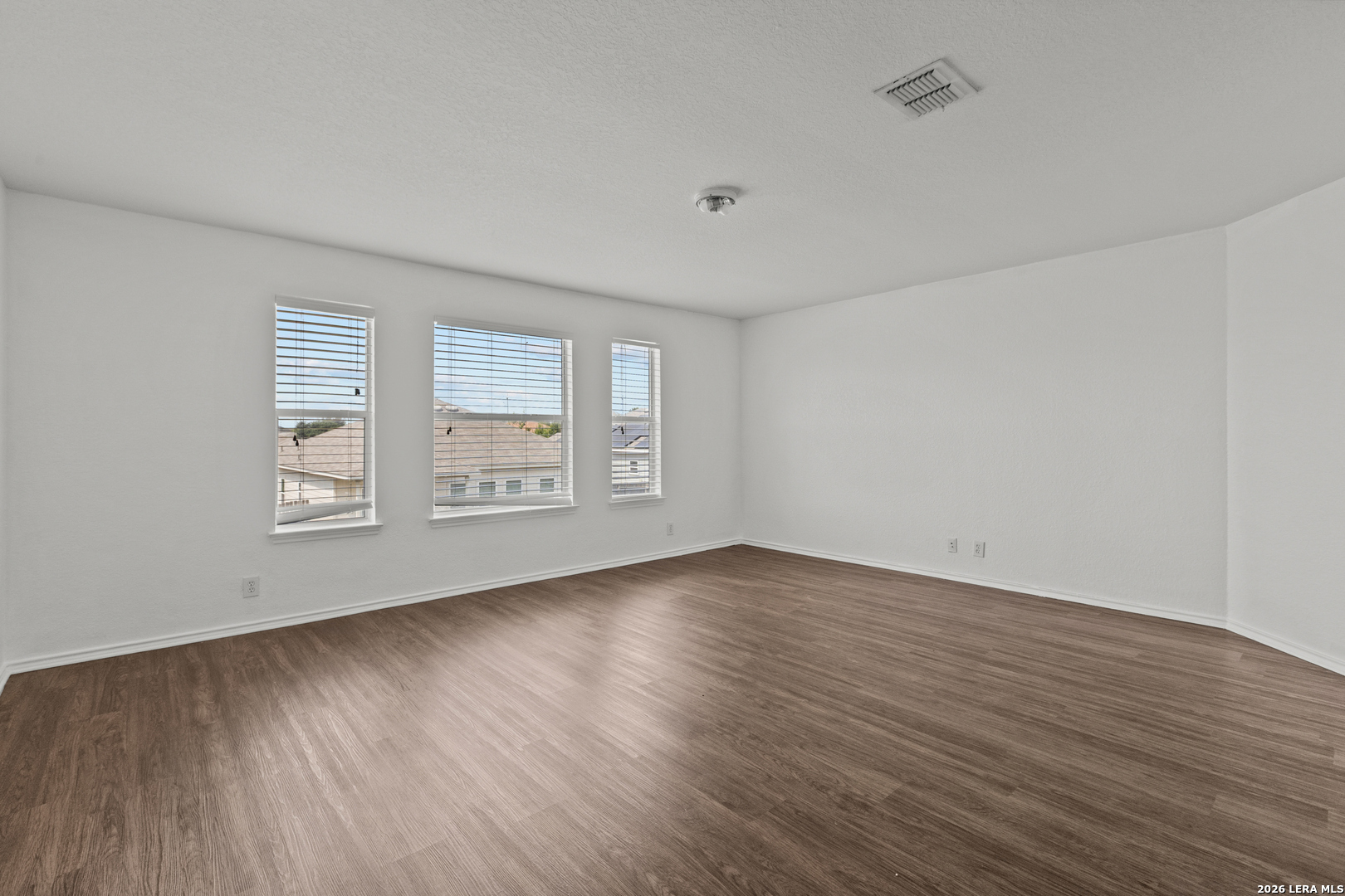2611 Lyra Cove Converse TX 78109