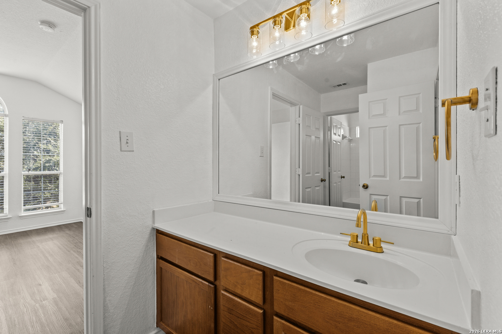 2611 Lyra Cove Converse TX 78109