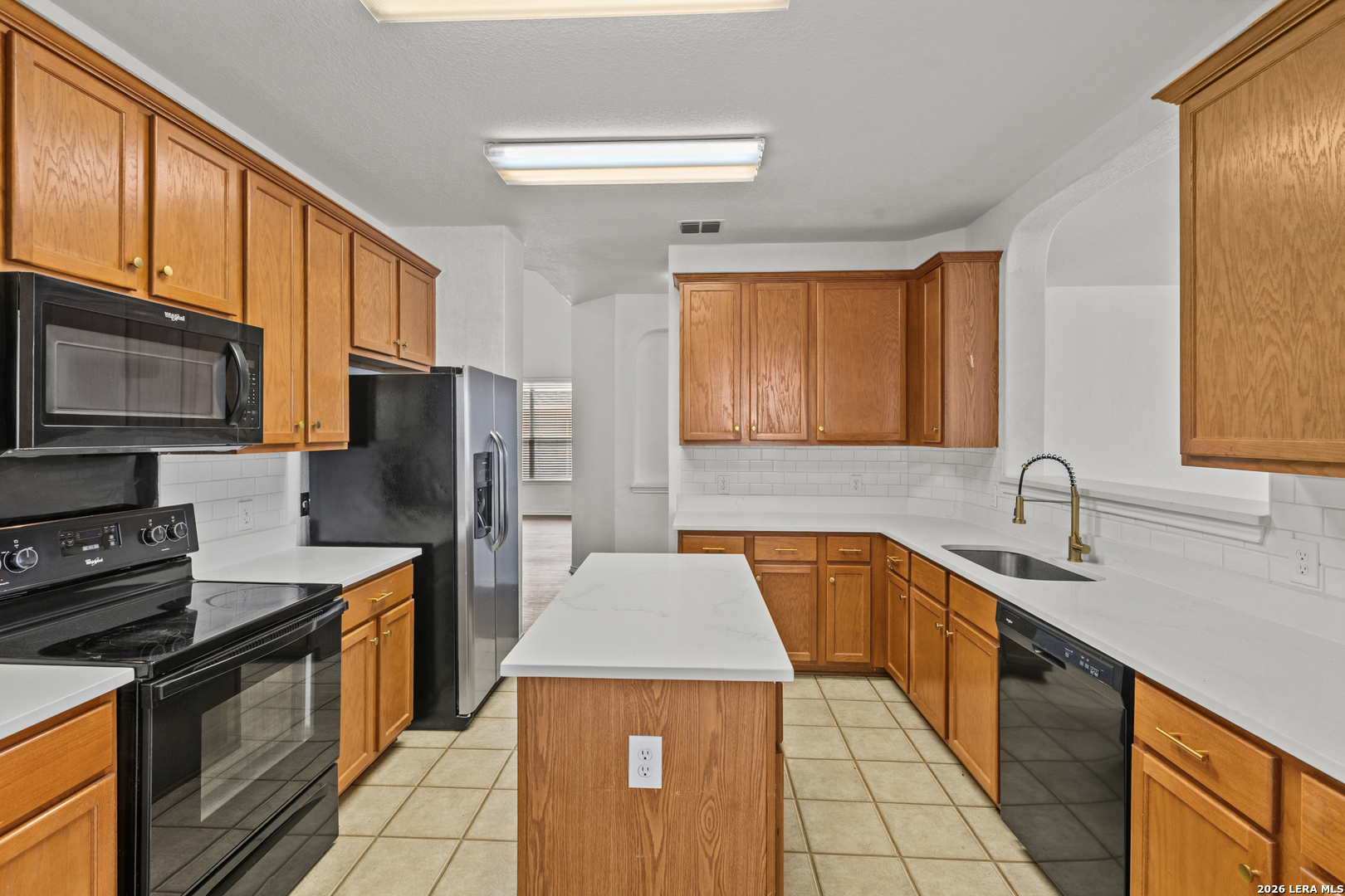 2611 Lyra Cove Converse TX 78109