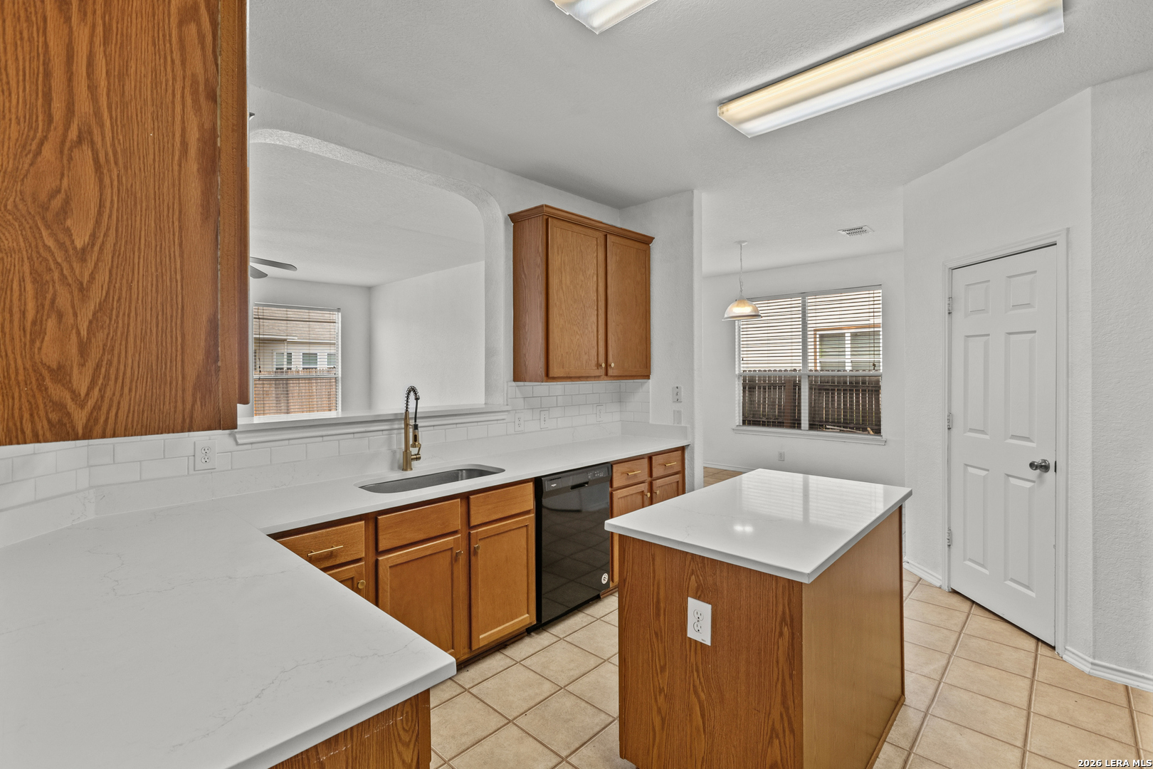 2611 Lyra Cove Converse TX 78109