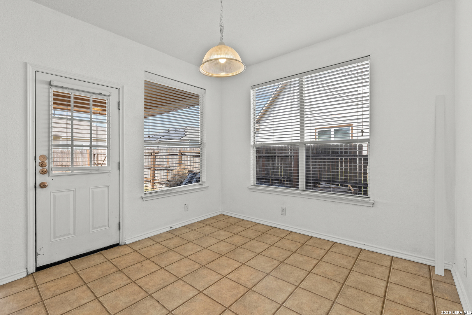 2611 Lyra Cove Converse TX 78109