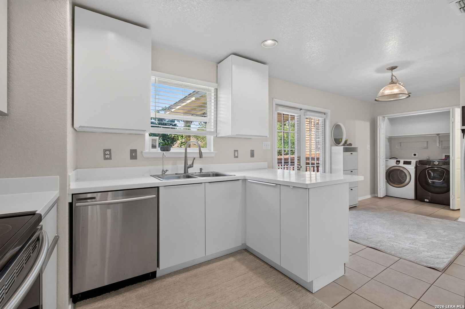 5307 Dannelly Field San Antonio TX 78227