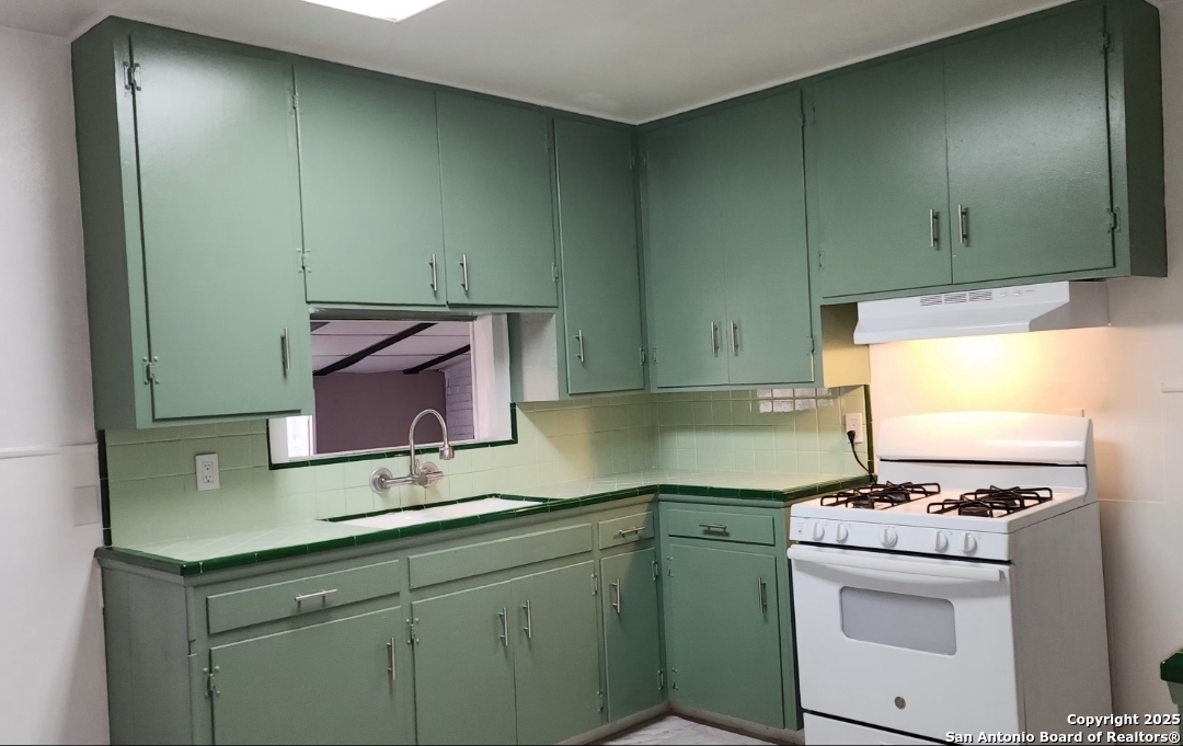 2625 Woodlawn San Antonio TX 78228