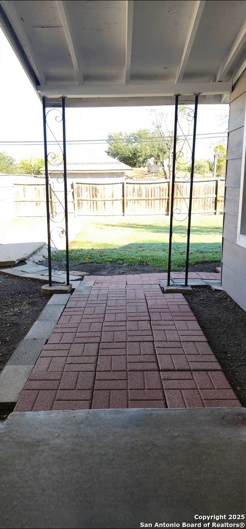 2625 Woodlawn San Antonio TX 78228