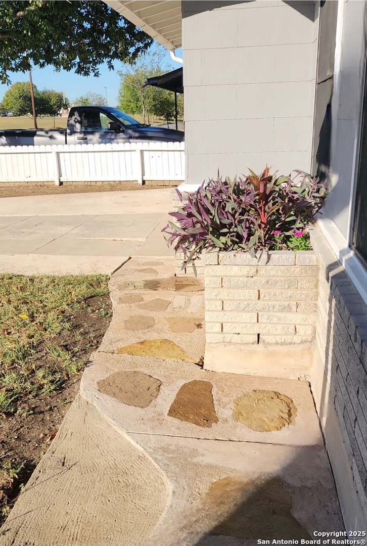 2625 Woodlawn San Antonio TX 78228
