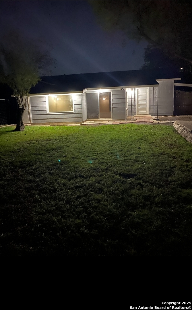 2625 Woodlawn San Antonio TX 78228