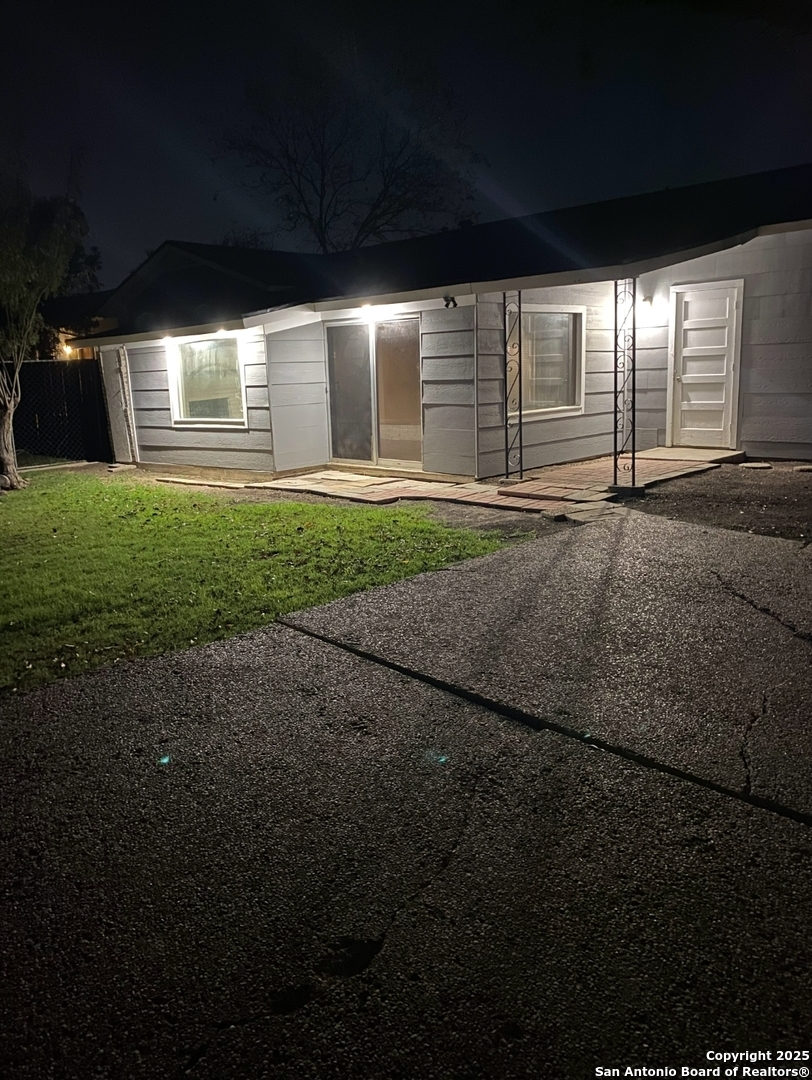 2625 Woodlawn San Antonio TX 78228