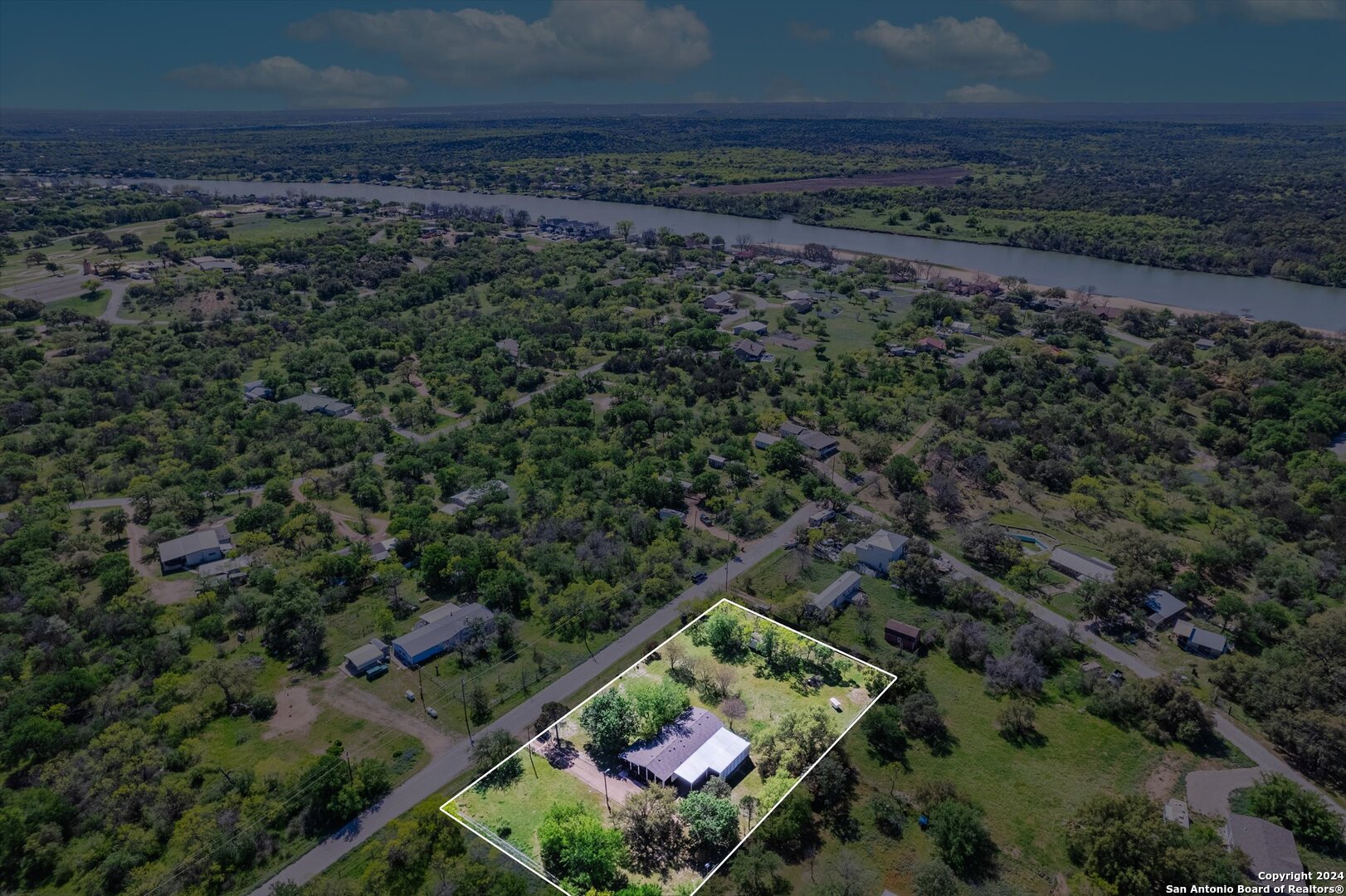 315 Crest Drive Kingsland TX 78639