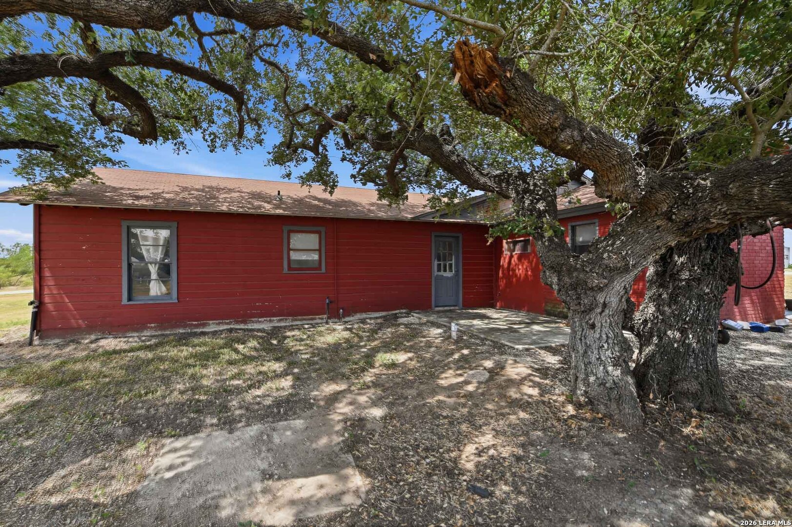 1155 Jones Road Kingsbury TX 78638