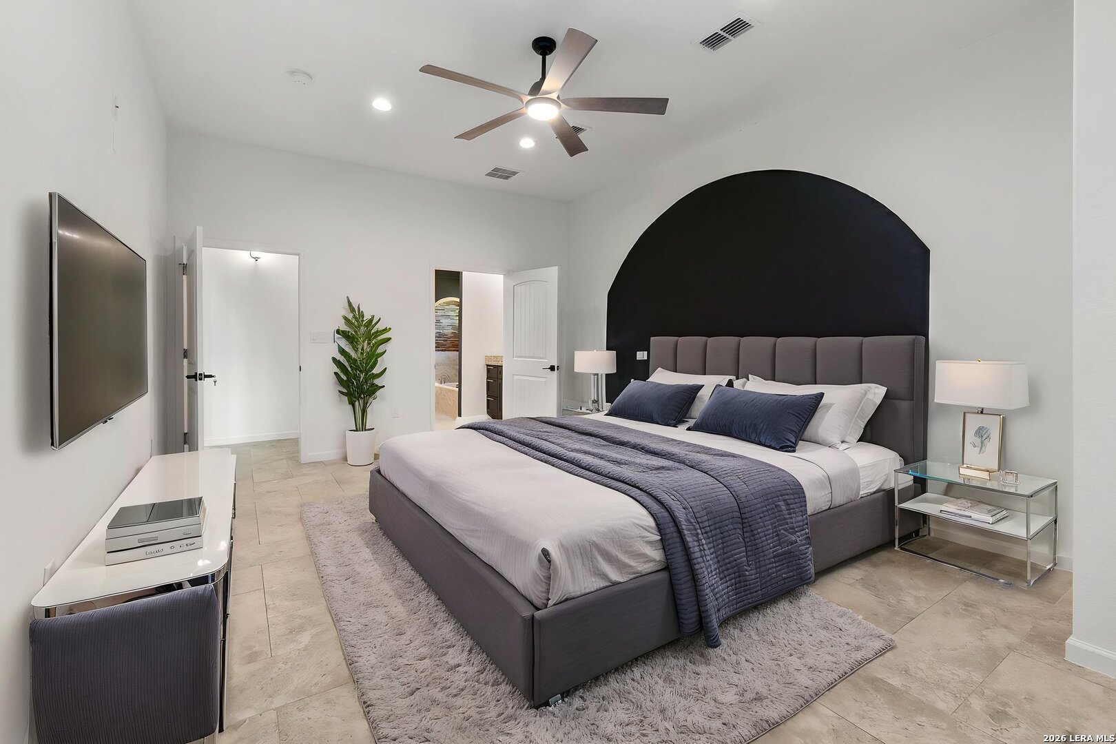 7606 Triple Leaf China Grove TX 78263