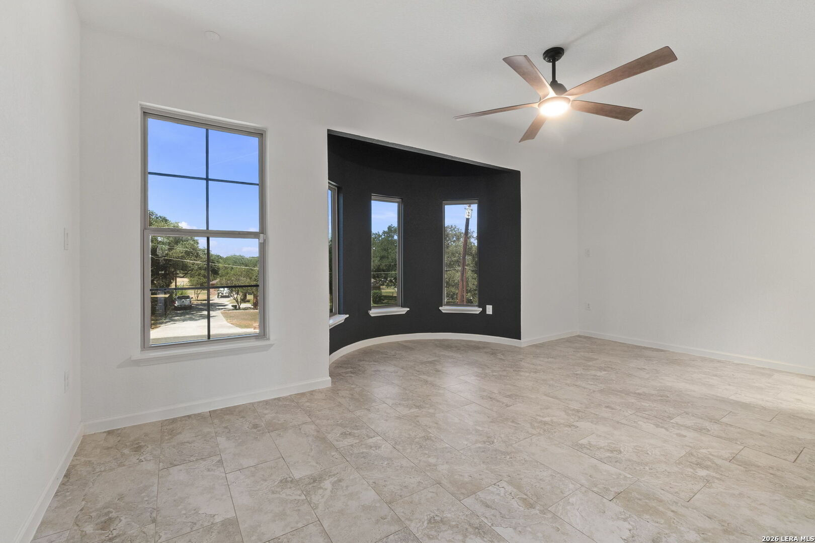 7606 Triple Leaf China Grove TX 78263