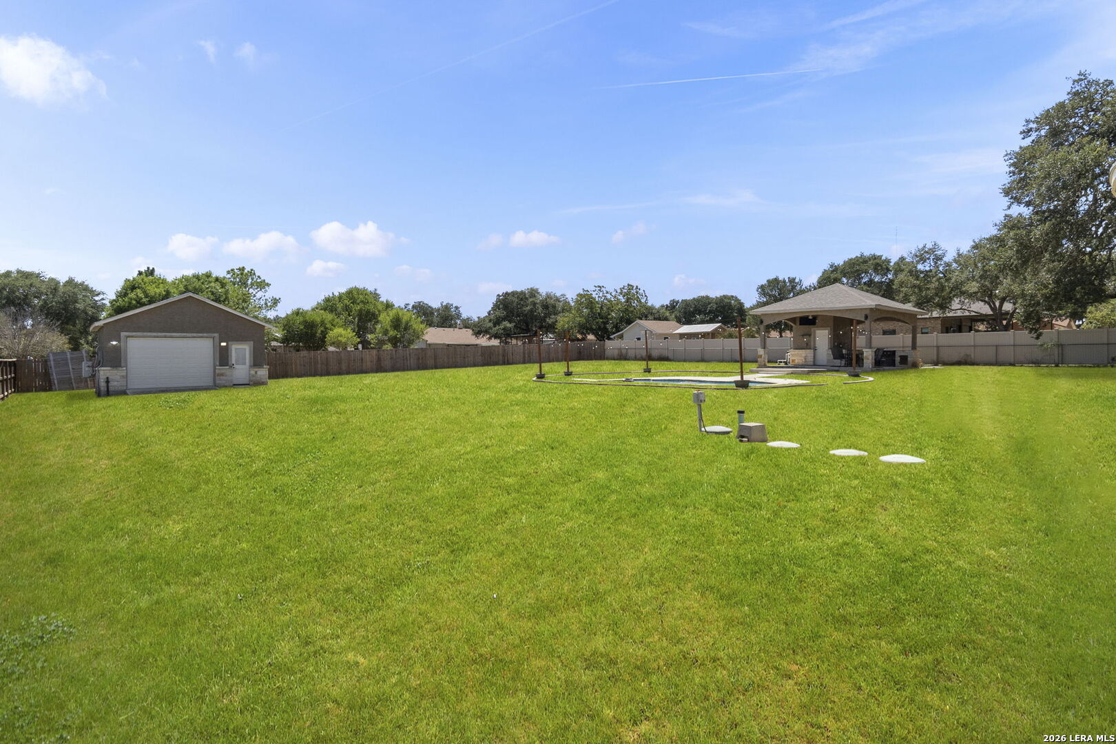 7606 Triple Leaf China Grove TX 78263