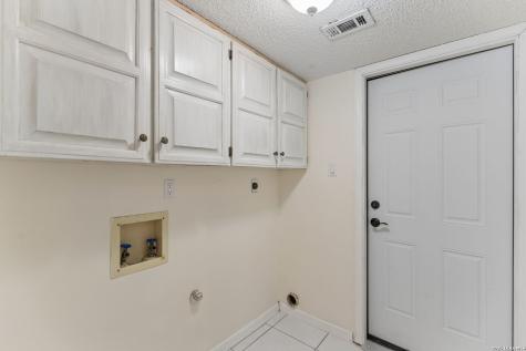 4330 Hollow Hill San Antonio TX 78217