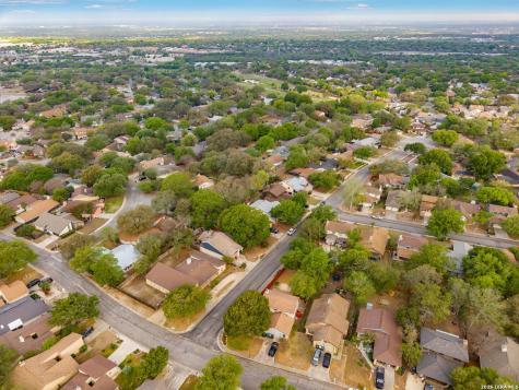 4330 Hollow Hill San Antonio TX 78217