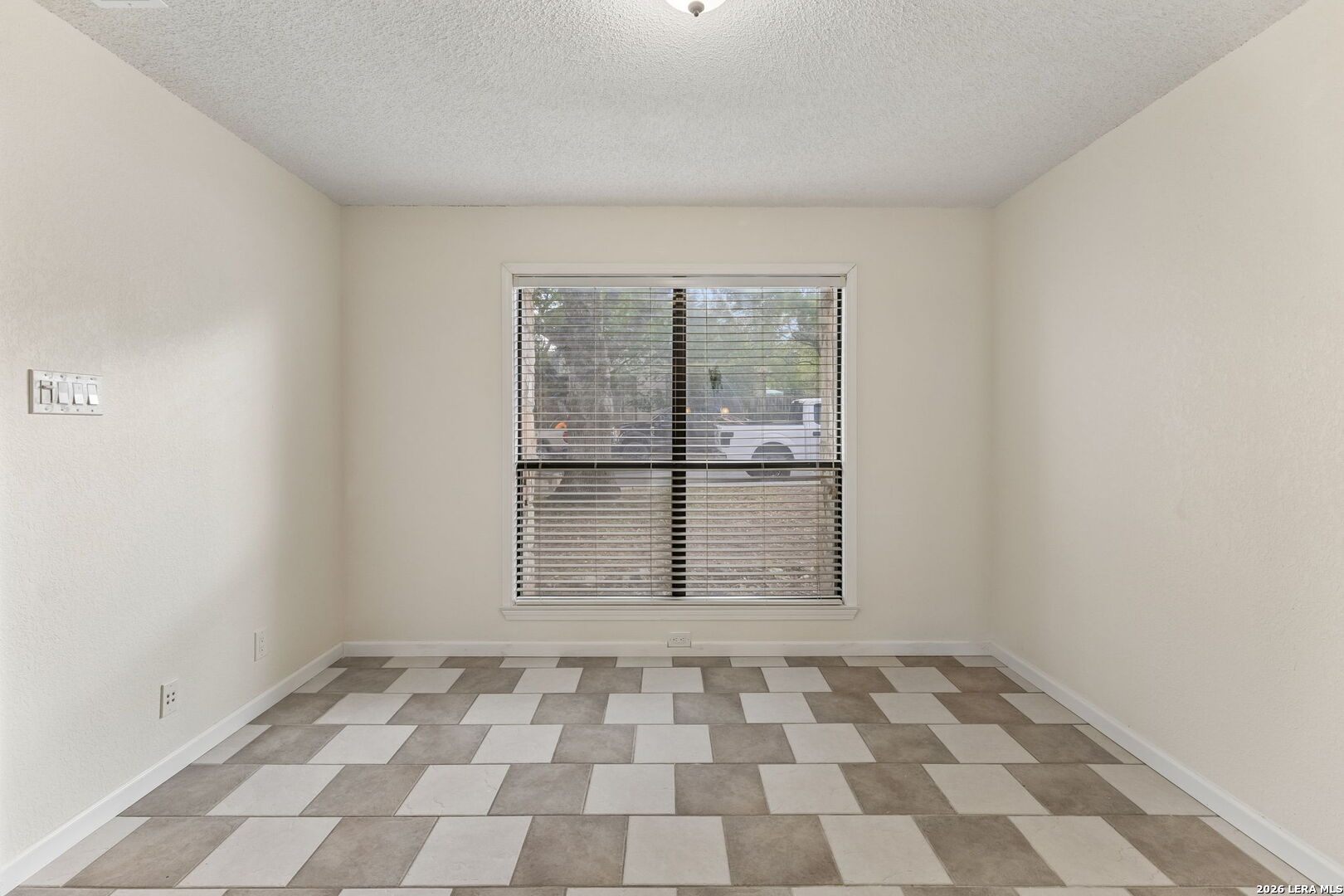 4330 Hollow Hill San Antonio TX 78217