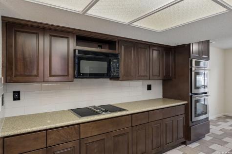 4330 Hollow Hill San Antonio TX 78217
