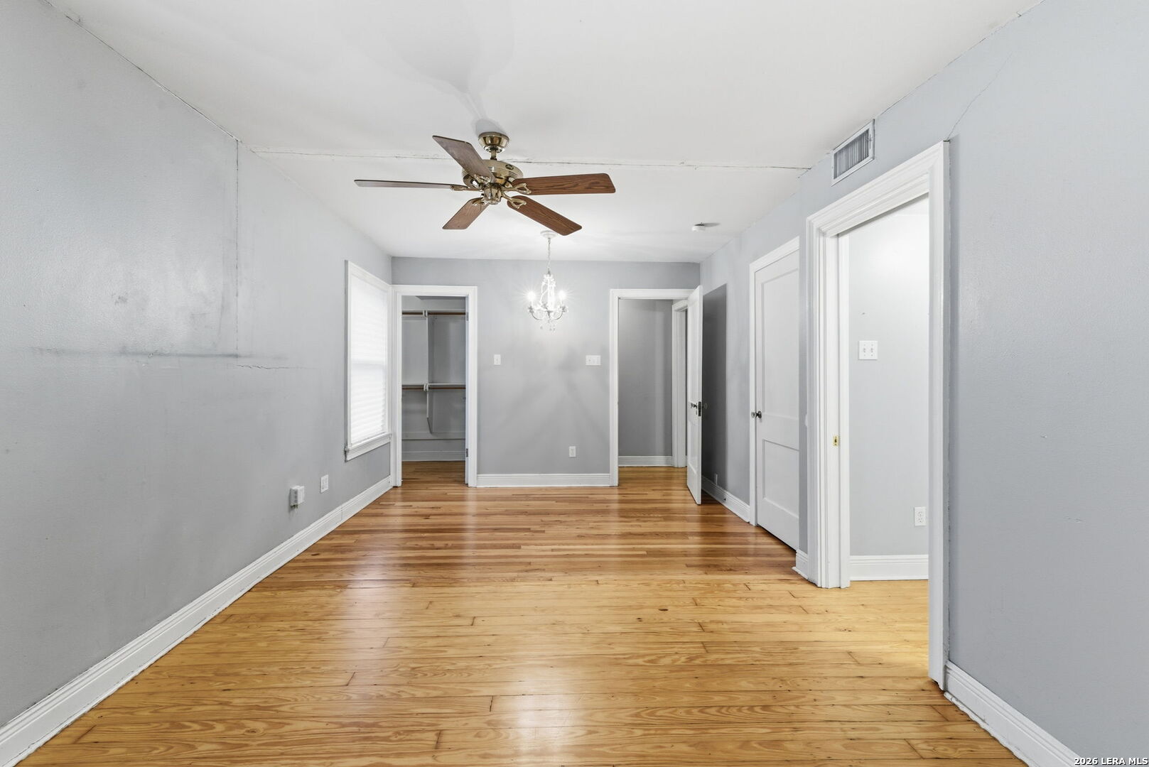 261 E Oakview Place San Antonio TX 78209