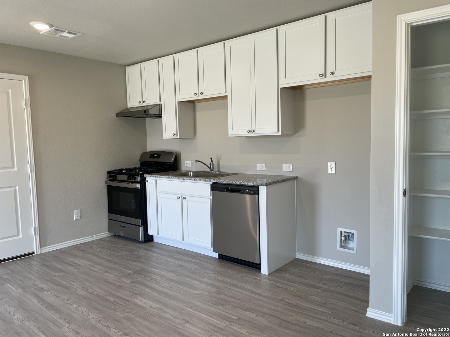 8256 Piedra Medina San Antonio TX 78252