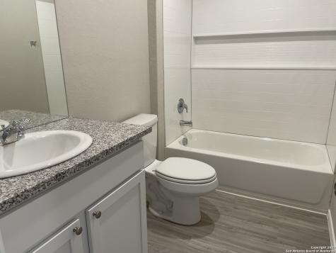 8256 Piedra Medina San Antonio TX 78252
