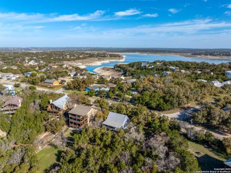 1262 Paradise Drive Canyon Lake TX 78133