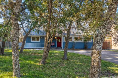1262 Paradise Drive Canyon Lake TX 78133