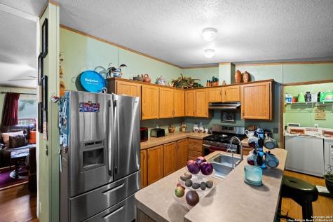 1148 Sequoia Trail Canyon Lake TX 78133
