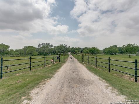6840 S Loop 1604 Von Ormy TX 78073