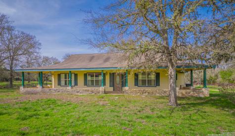 707 Deertrail Drive San Marcos TX 78666