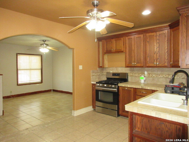 1210 Mccauley San Antonio TX 78224