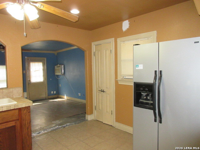 1210 Mccauley San Antonio TX 78224