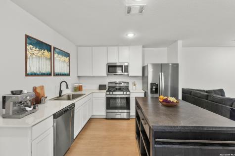 3746 Glade Creek San Antonio TX 78245