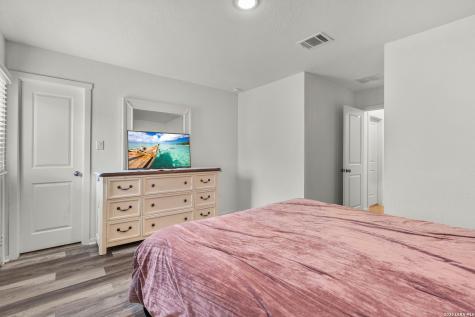 3746 Glade Creek San Antonio TX 78245
