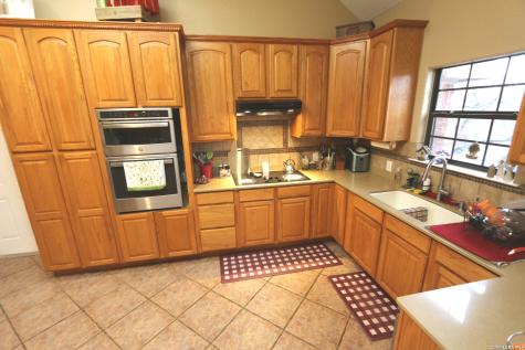 124 Rosewood Drive La Vernia TX 78121