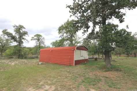 124 Rosewood Drive La Vernia TX 78121