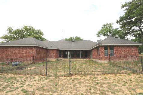 124 Rosewood Drive La Vernia TX 78121
