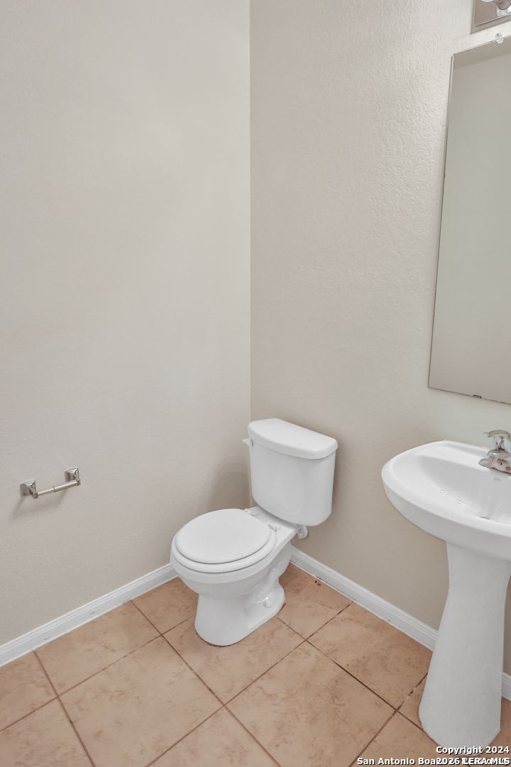 7010 Turnbow San Antonio TX 78252