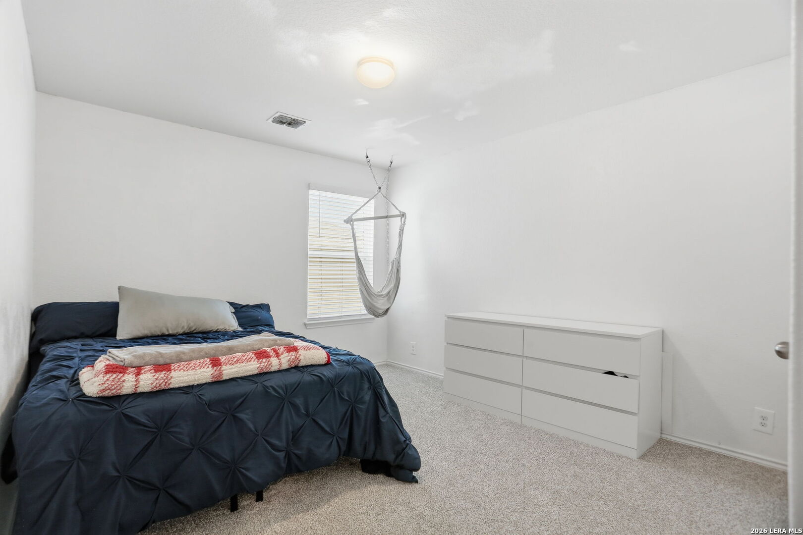 8050 Falcon Meadow Converse TX 78109