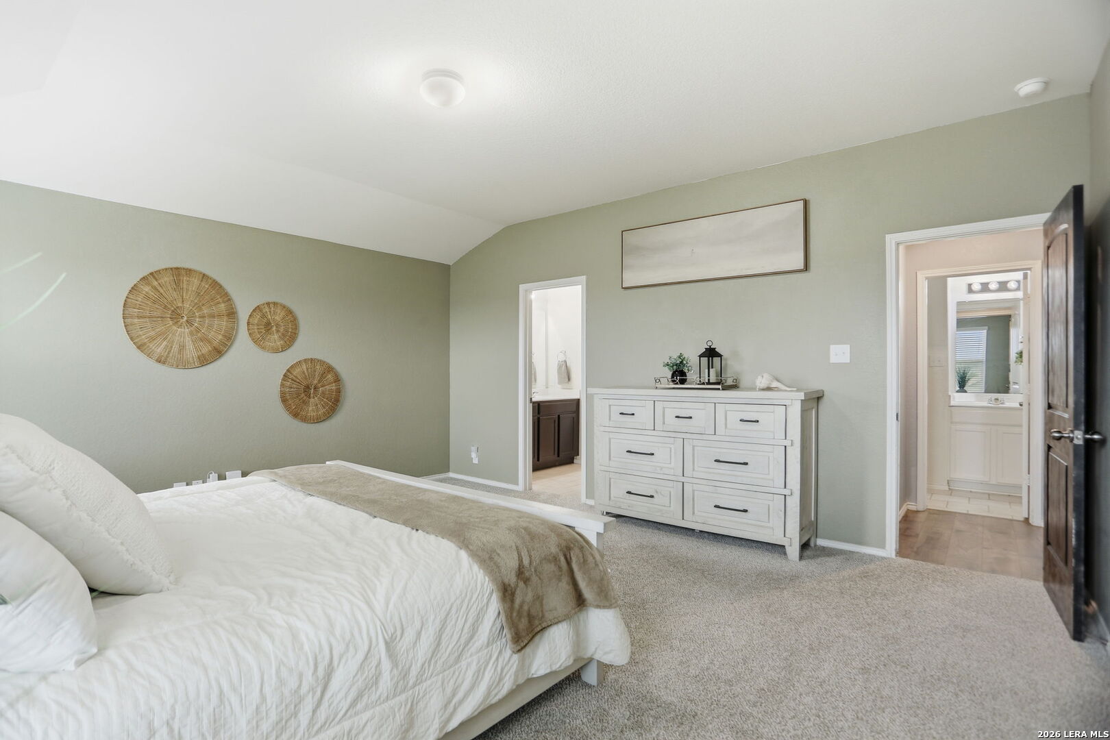8050 Falcon Meadow Converse TX 78109