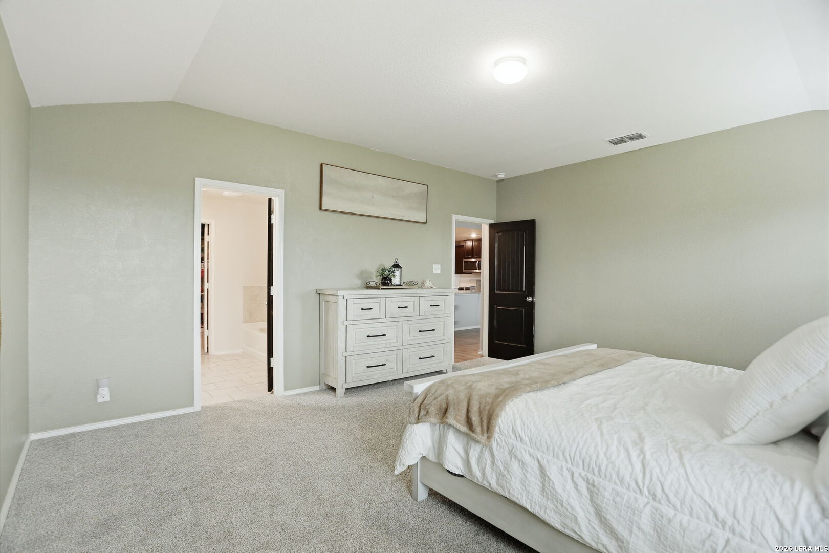 8050 Falcon Meadow Converse TX 78109