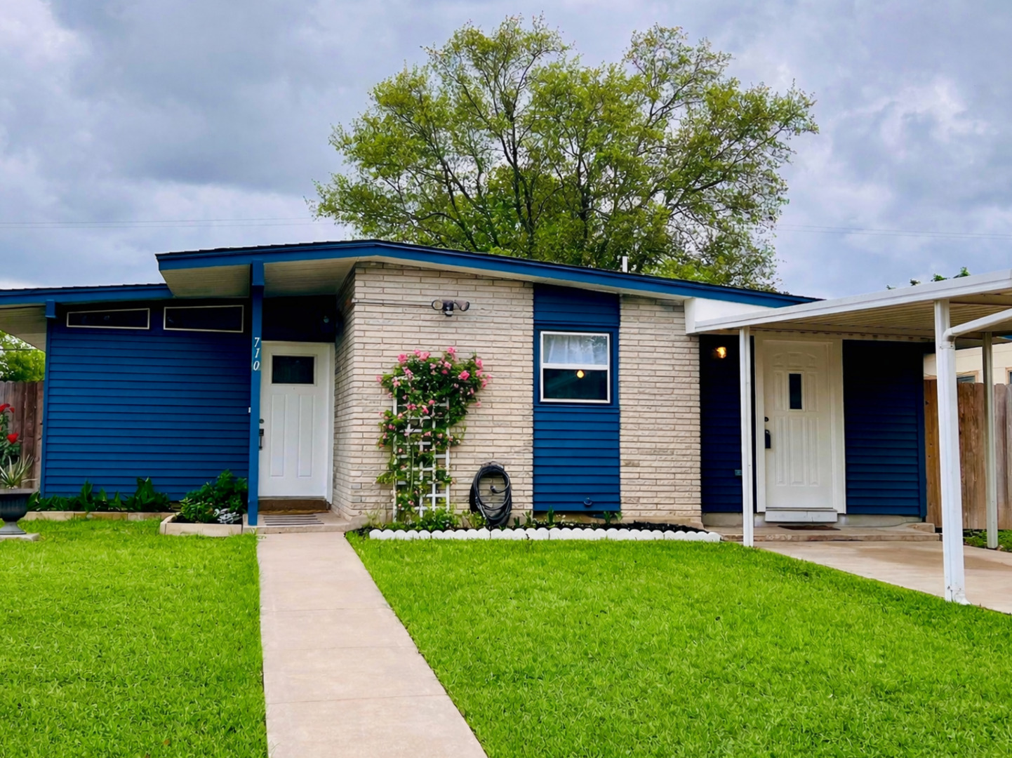 710 Karen Lane San Antonio TX 78218