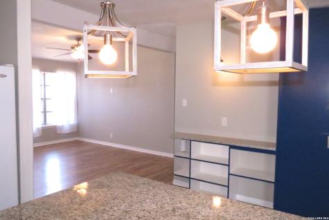 710 Karen Lane San Antonio TX 78218