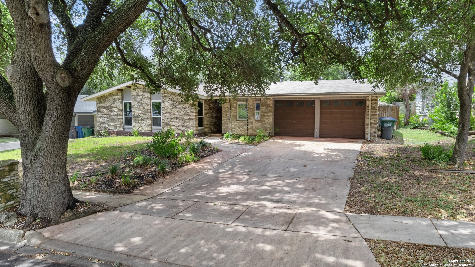 214 Fantasia Street San Antonio TX 78216