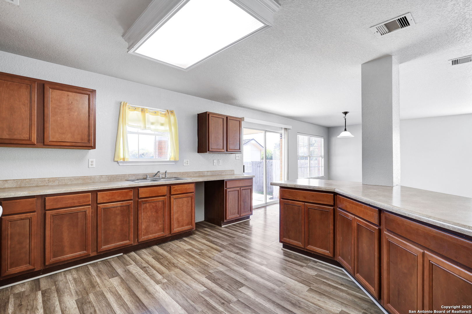 10602 Butterfly Flat San Antonio TX 78254