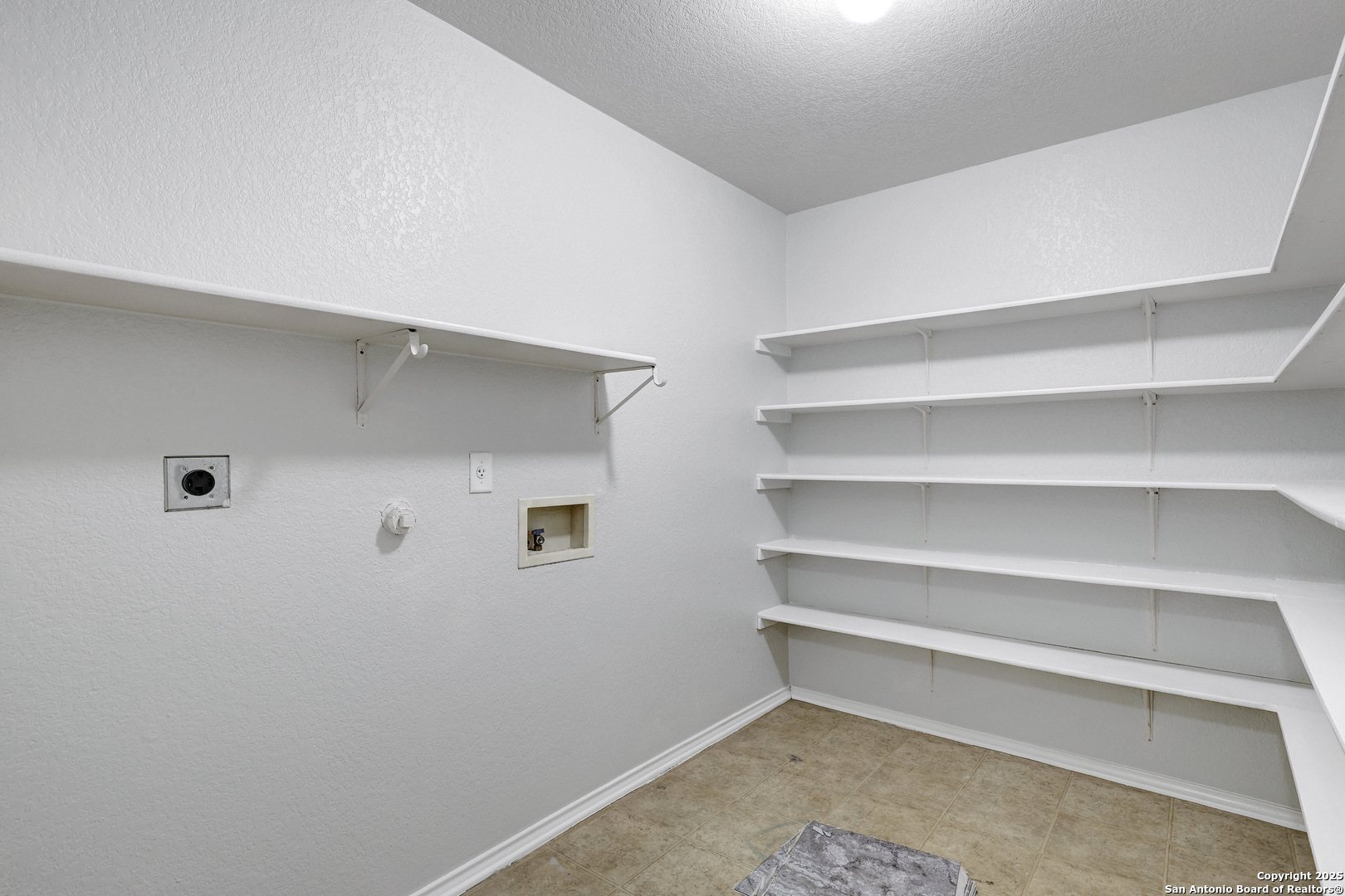 10602 Butterfly Flat San Antonio TX 78254
