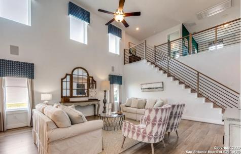 1201 Lauraine Seguin TX 78155