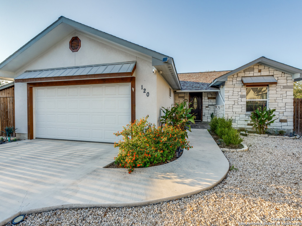 120 Cardiff Street Kerrville TX 78028