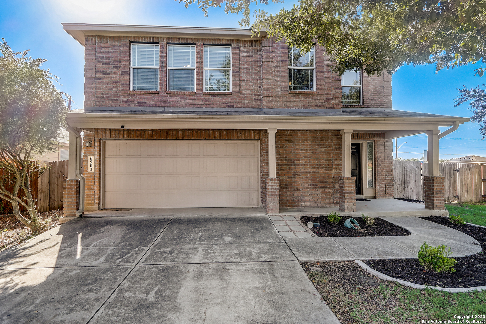 6902 Dashmoor Creek San Antonio TX 78244
