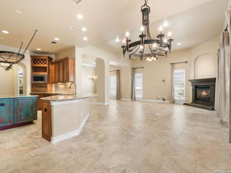 2427 Dunmore Hill San Antonio TX 78230